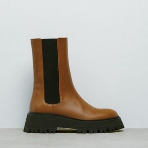 Zara Lug sole leather ankle boots 6.5